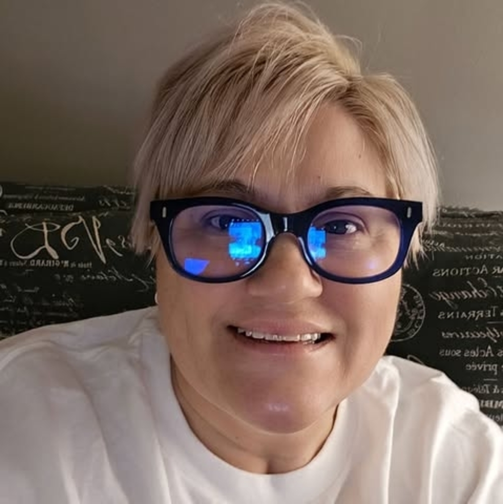 Meet your Posher, Melanie